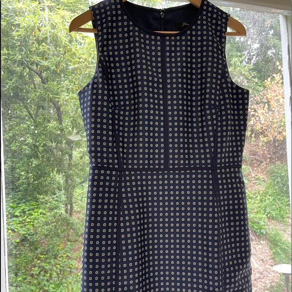 NWOT JCrew navy sheath dress with small print flowers. Size 6. Work/casual. - Picture 2 of 9